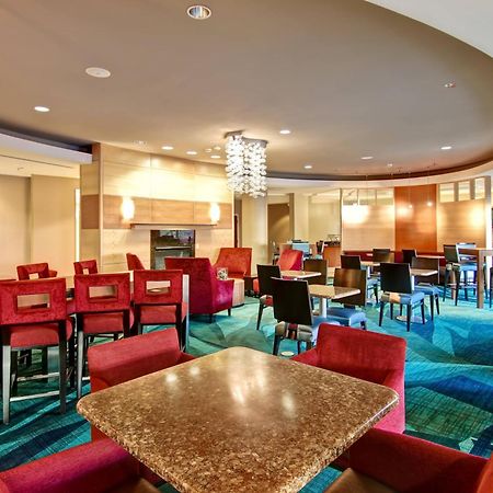 Springhill Suites Fresno Eksteriør bilde