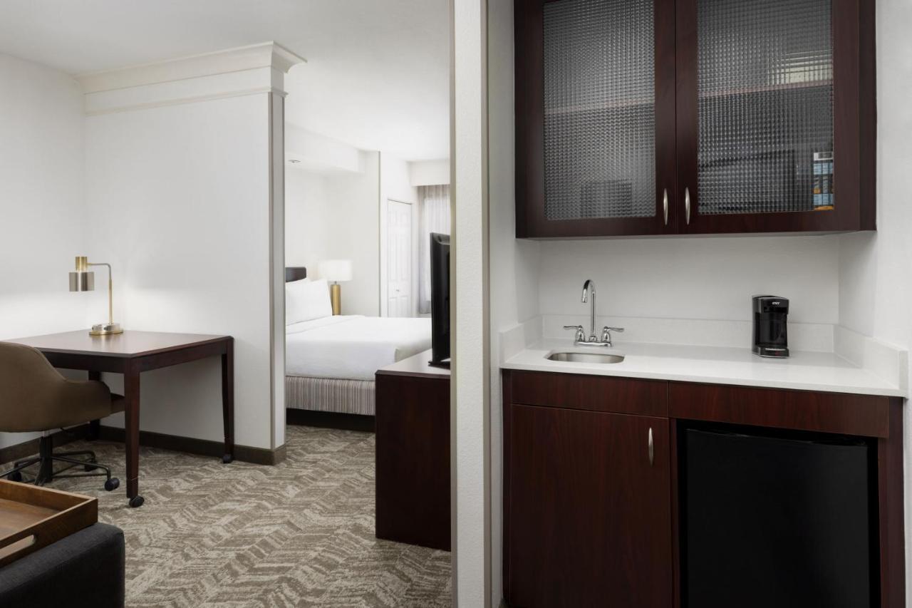 Springhill Suites Fresno Eksteriør bilde