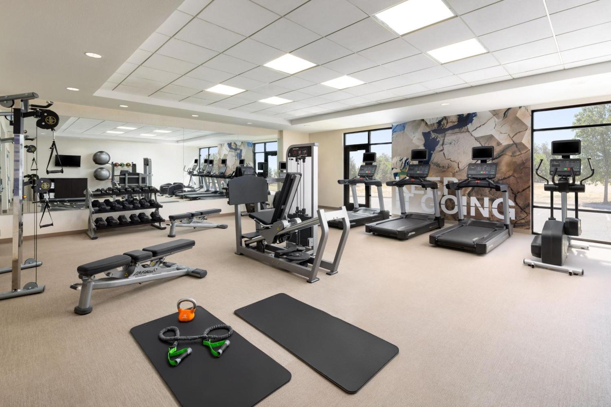 Springhill Suites Fresno Eksteriør bilde