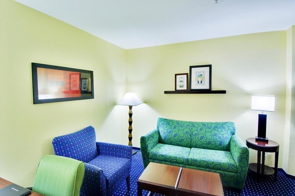 Springhill Suites Fresno Eksteriør bilde